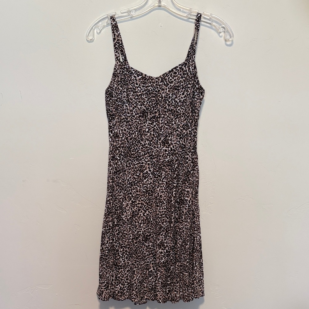 Old Navy leopard print mini dress XS smocked back adjustable spaghetti straps